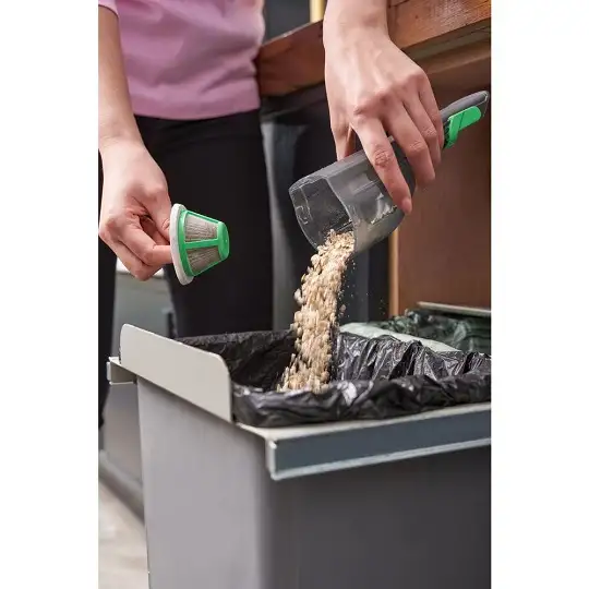 akumulatorowy odkurzacz ręczny 7,2V, reviva, Black+Decker [REVHV8C-QW]