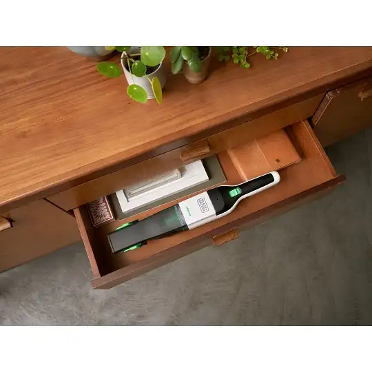 akumulatorowy odkurzacz ręczny 7,2V, reviva, Black+Decker [REVHV8C-QW]