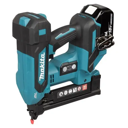 akumulatorowy zszywacz 9,5-38mm, 18V, Makita [DST630RFJ] 2x3,0Ah, LXT