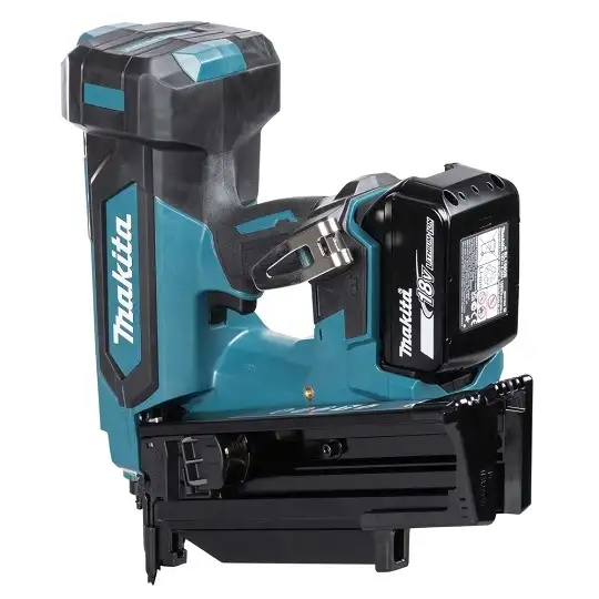 gwoździarka akumulatorowa do gwoździ z łbem okrągłym 50-90mm, 18V, Makita [DBN901RTE] 2x5,0Ah, LXT