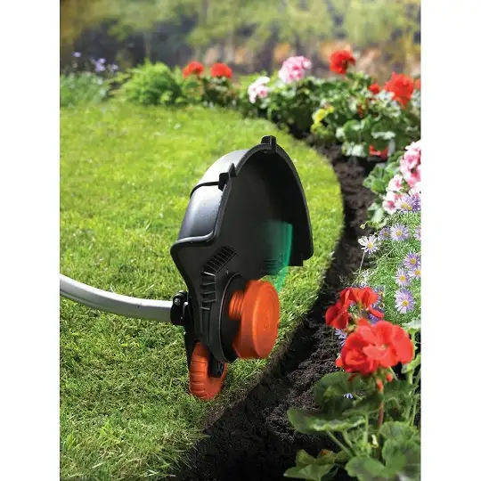 kosiarka żyłkowa z kółkiem prowadzącym 900W, 35cm, Black+Decker [GL9035-QS]