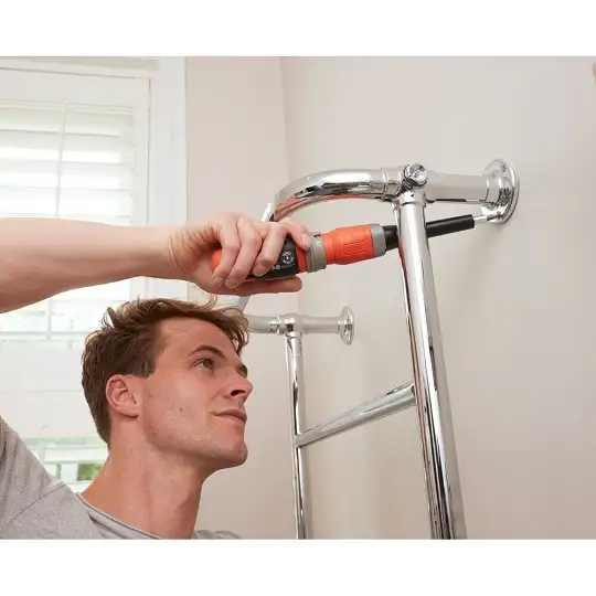 wkrętak akumulatorowy 3,6V z końcówkami 1/4", Black+Decker [BCF603C-QW] 1,5Ah