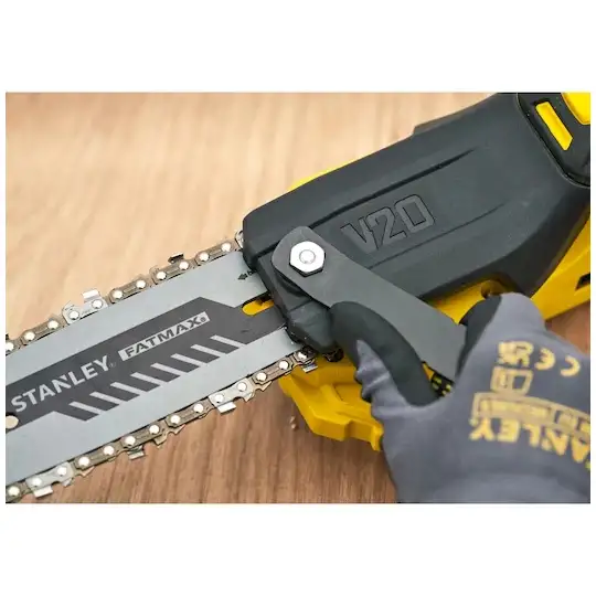 Akumulatorowa piła łańcuchowa 20cm na wysięgniku 3m, 18V, FATMAX V20, Stanley [SFMCPS720B-XJ]