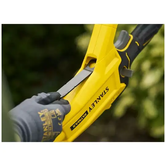 Akumulatorowa piła łańcuchowa 20cm na wysięgniku 3m, 18V, FATMAX V20, Stanley [SFMCPS720B-XJ]