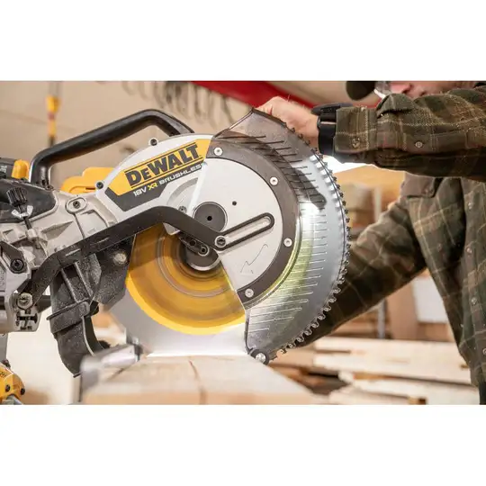 Akumulatorowa pilarka tarczowa, 305mm, 18V XR, DEWALT [DCS782N-XJ]