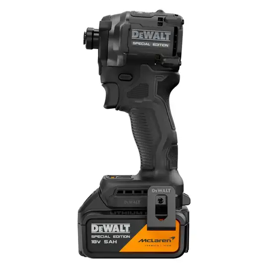 Akumulatorowa zakrętarka udarowa 1/4", 206Nm, 2x5.0Ah, 18V XR, DeWalt [DCF86MP2T-QW] edycja MCLAREN