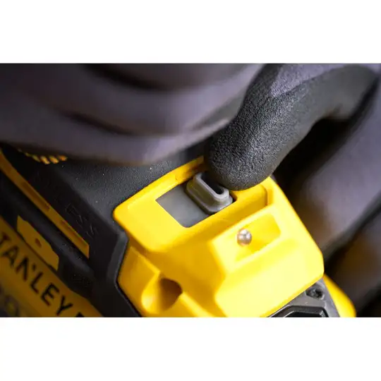 Akumulatorowy klucz udarowy 1/2", 18V, FATMAX V20, STANLEY [SFMCF940B-XJ]