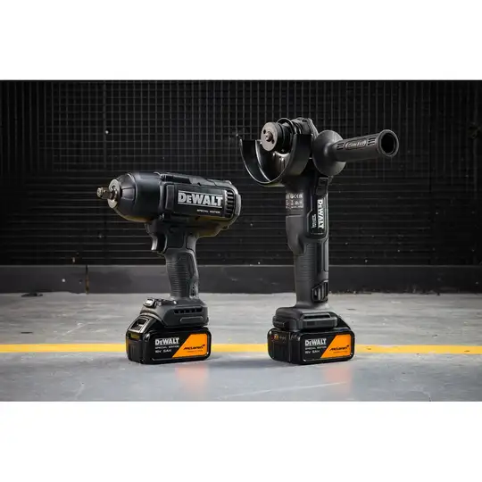 Akumulatorowy zestaw Combo DCF99M + DCG45M, 2x5Ah, 18V XR, DEWALT [DCK2225MP2T-QW] edycja MCLAREN