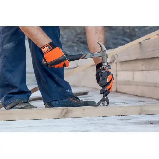 Kompaktowy przyrząd do wyciągania gwoździ ze sprężyną wewnętrzną, Bahco [36]