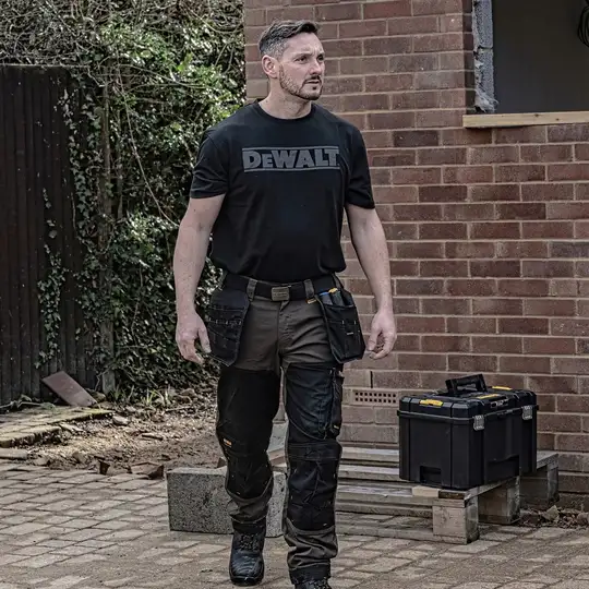 Koszulka T-shirt, czarna, rozmiar XL, Oxide, DEWALT [DWC52-001-XL]