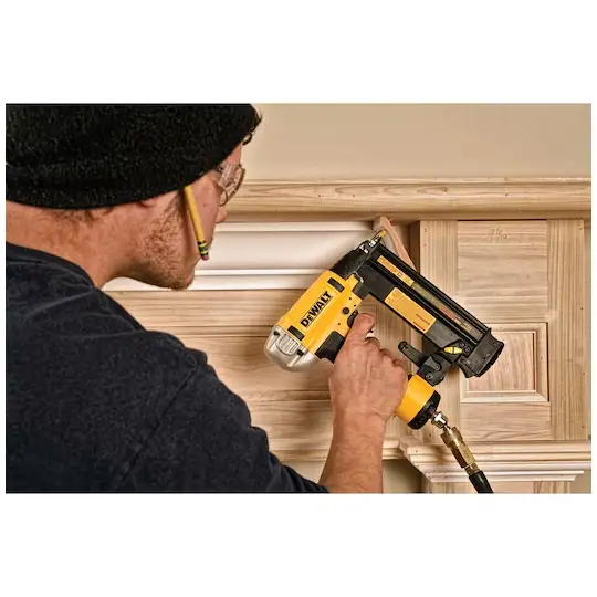Pneumatyczna gwoździarka, 15-50 mm, DEWALT [DPN1850PP-XJ]
