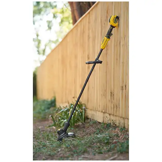 Podkaszarka żyłkowa 18V, 28/33cm, 4Ah, FATMAX V20, Stanley [SFMSTB930M-QW]