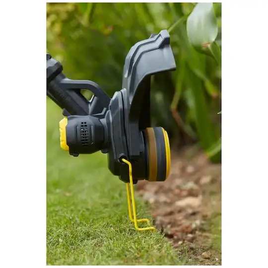 Podkaszarka żyłkowa 18V, 33CM, akumulator 4Ah, ładowarka 2A, FATMAX V20, Stanley [SFMCST933M1-QW]