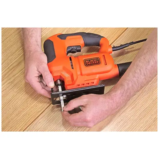 Wyrzynarka, z regulacją prędkości 400W Black+Decker [BES603-QS]