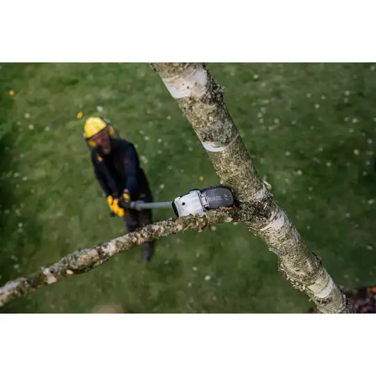 akumulatorowa piła łańcuchowa 25cm na wysięgniku 3.5m, 54V, XR FLEXVOLT DEWALT [DCMPS635N-XJ]