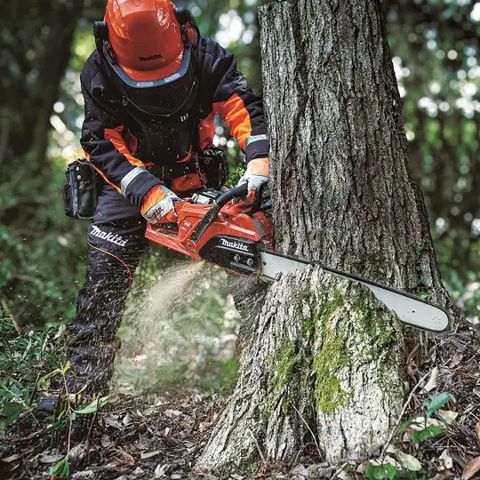akumulatorowa pilarka łańcuchowa 50cm, 40V max XGT, Makita [UC030GZ03] czerwona