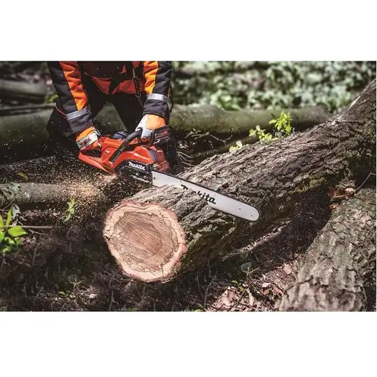 akumulatorowa pilarka łańcuchowa 50cm, 40V max XGT, Makita [UC030GZ03] czerwona