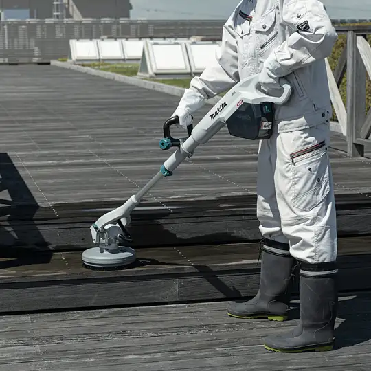 akumulatorowa szorowarka do podłóg, 4,0Ah 40V max XGT, Makita [PS001GU101]