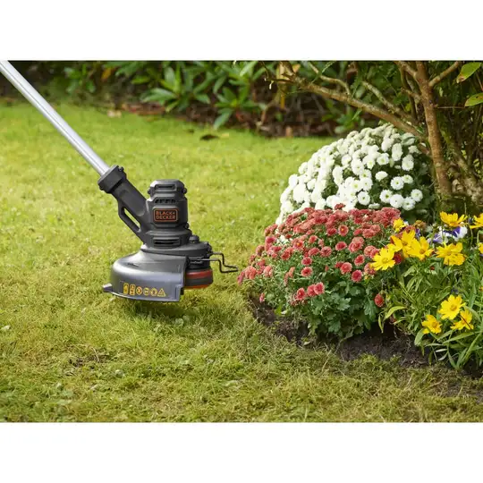 elektryczna podkaszarka POWERCOMAND 25cm, 450W, Black+Decker [BESTE625-QS]