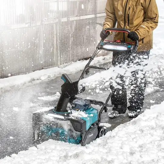 odśnieżarka akumulatorowa 530mm, 40V max XGT, Makita [SN001GZ]