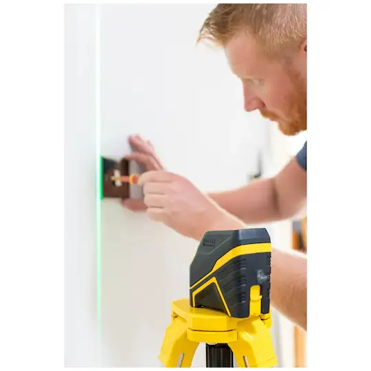 samopoziomujący laser krzyżowy z wiązką zieloną, FCL-G, FATMAX, Stanley [FMHT77586-1] zasięg do 30m.