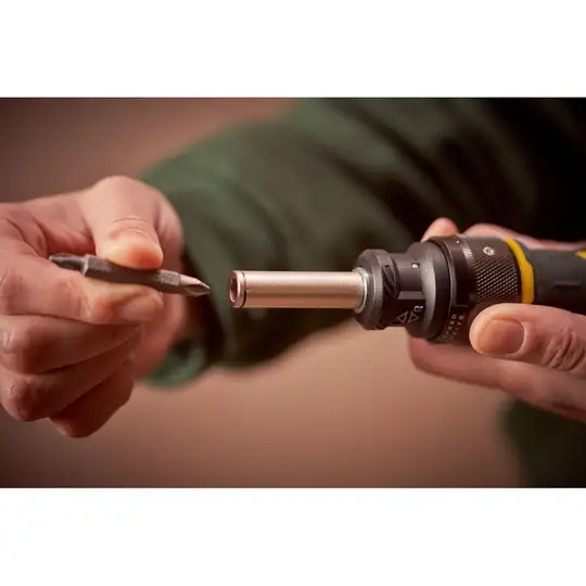 wkrętak ręczny z grzechotką i magazynkiem, uchwyt 1/4", FATMAX, STANLEY [FMHT62692-0]