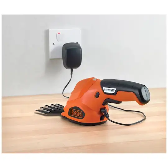 Akumulatorowe nożyce do trawy 3.6V, Black+Decker [GSL200-QW]