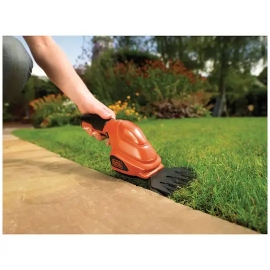 Akumulatorowe nożyce do trawy 3.6V, Black+Decker [GSL200-QW]