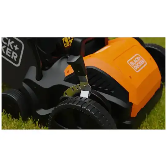Wertykulator z funkcją aeratora, 1200W, 30cm, Black+Decker [BEOEP320-QS]