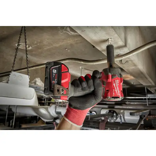 akumulatorowy kompaktowy klucz udarowy, 1/2", 18V, M18 FUEL,  339 Nm, M18 FIW2F12-0, Milwaukee [4933498058]
