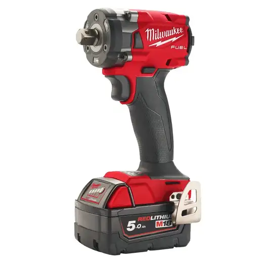 akumulatorowy kompaktowy klucz udarowy, 1/2", 18V, M18 FUEL, 339 Nm, M18 FIW2P12-502X, Milwaukee [4933478447]