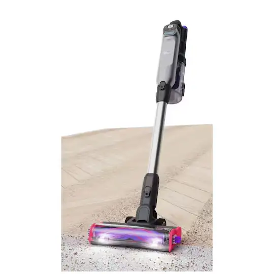 akumulatorowy odkurzacz pionowy 4w1 z zintegrowanym akumulatorem, 21V/4Ah, Black+Decker [BHFEA640WP-QW]