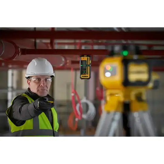 samopoziomujący laser obrotowy z wiązką zieloną, USB-C, 40 m, DeWalt [DCLE15221G-QW]