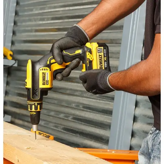 akumulatorowa wkrętarka do płyt G-K, DeWalt [DCF620N-XJ] 18V XR, Li-Ion