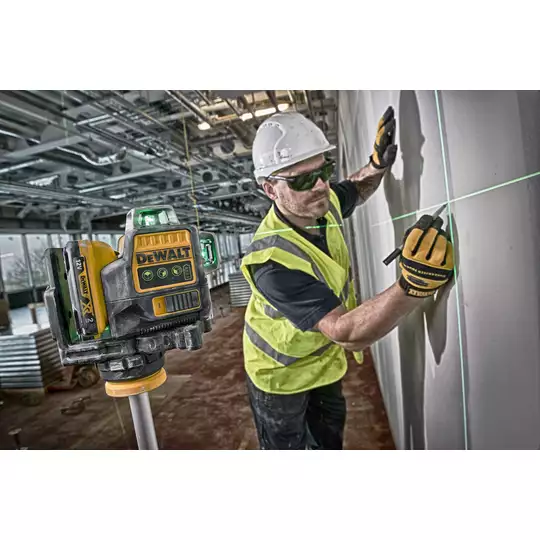 akumulatorowy, samopoziomujący laser 3-wiązkowy 360° z wiązką zieloną do 30m, Li-Ion 10,8V Li-Ion 2,0Ah DeWALT [DCE089D1G]