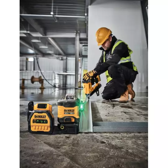 akumulatorowy, samopoziomujący laser 3-wiązkowy 360° z wiązką zieloną do 30m, Li-Ion 10,8V Li-Ion 2,0Ah DeWALT [DCE089D1G]