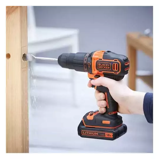 akumulatorowa wiertarko-wkrętarka udarowa 18V/1,5Ah Li-Ion Black+Decker [BDCHD18-QW]