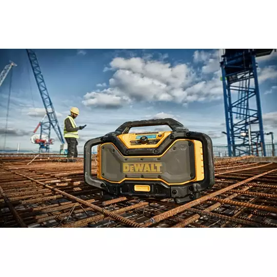 kompaktowe radio z ładowarką DeWalt [DCR027]