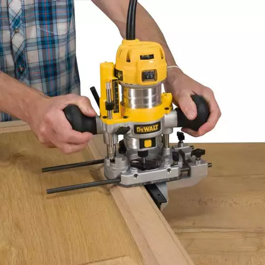frezarka górnowrzecionowa ze stopą krawędziową 900W [D26204]