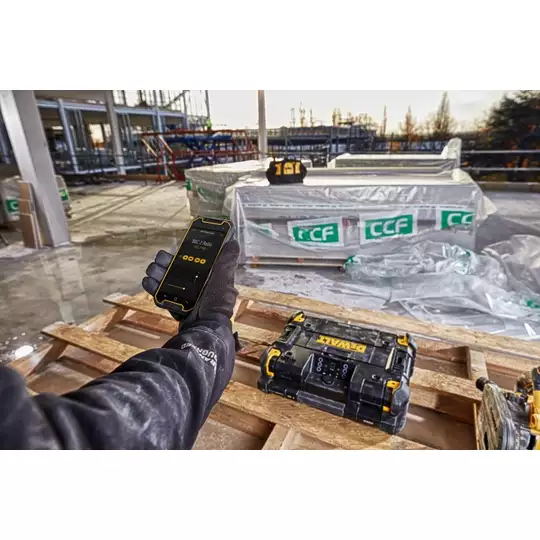 radio budowlane z ładowarką Bluetooth'em TSTAK DeWalt [DWST1-81078]