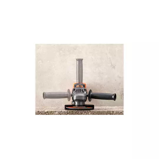 akumulatorowa szlifierka kątowa 125mm, 18V Li-Ion 1x4,0Ah, Black+Decker [BCG720M1]