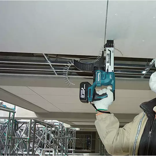 akumulatorowa wkrętarka z magazynkiem do płyt G-K 18V Li-Ion 2x3,0Ah Makita [DFR550RFE]