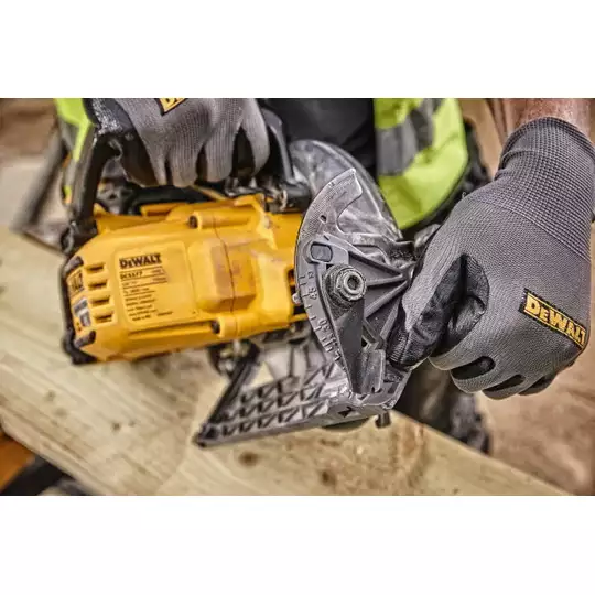 wysokoobrotowa pilarka tarczowa 190mm, Li-lon 54V XR FLEXVOLT DeWALT [DCS577N]